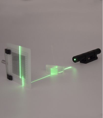 LASER VERT RECHARGEABLE EN MALLETTE