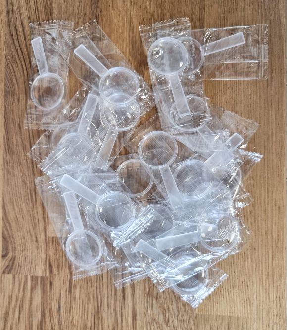 LOT DE 50 MINI LOUPES EN PLASTIQUE Ø25 MM